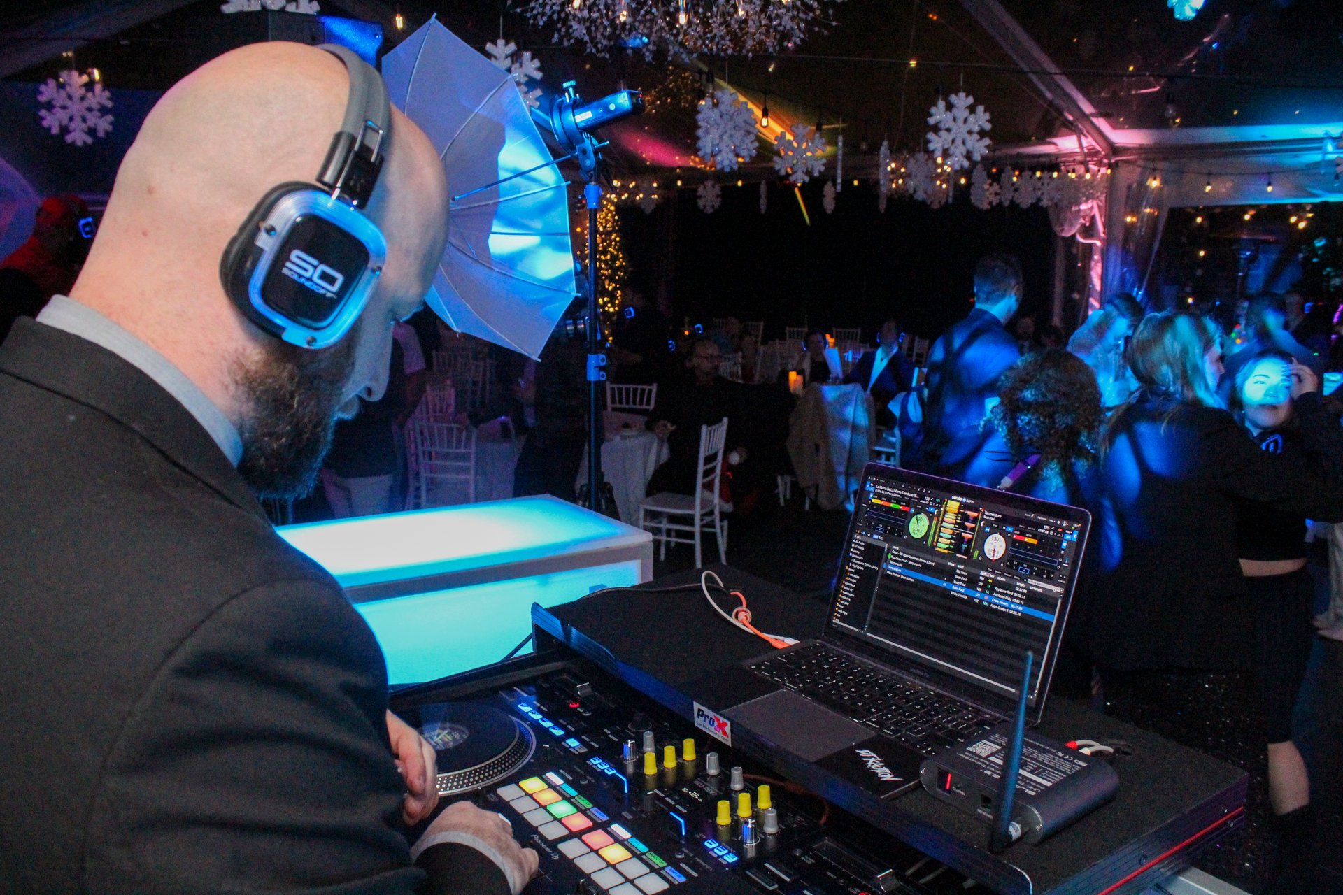 Live Music VS DJ Music