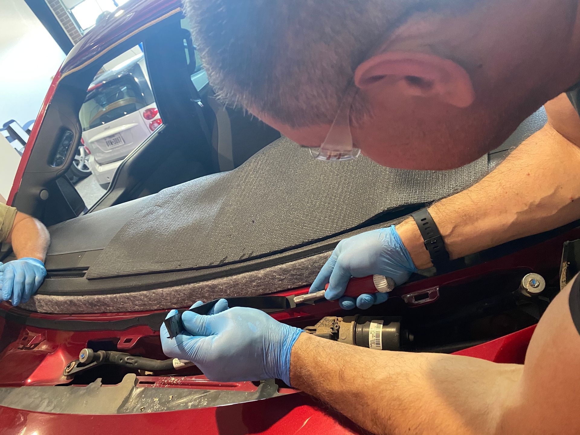 Windshield replacement services in Medina, TN. Windshield replacement services in Medina, TN.
