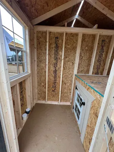 inside single dog kennel