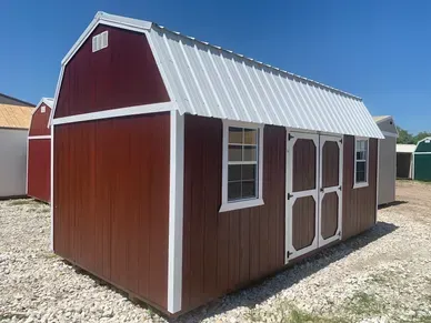 red lofted barn