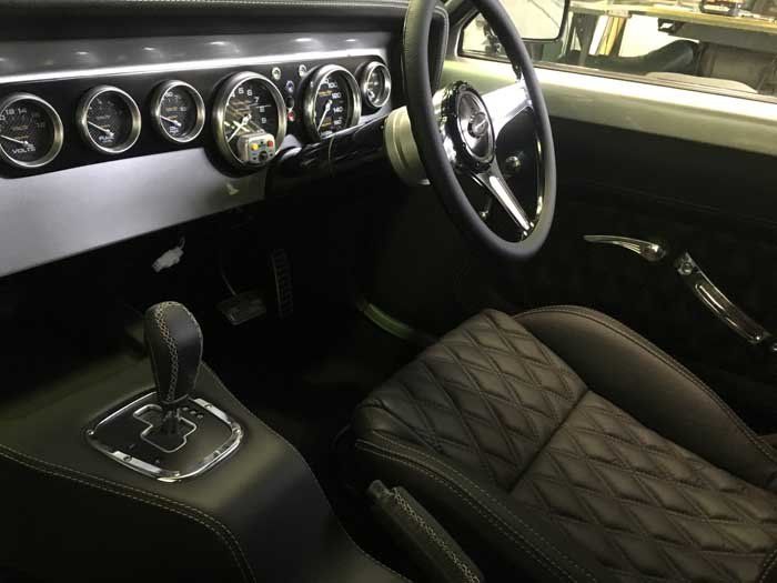 a black steering wheel