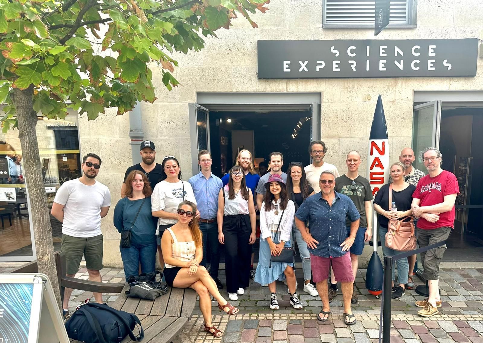 The Guide-ID team posing in front of Science Experiences in Paris