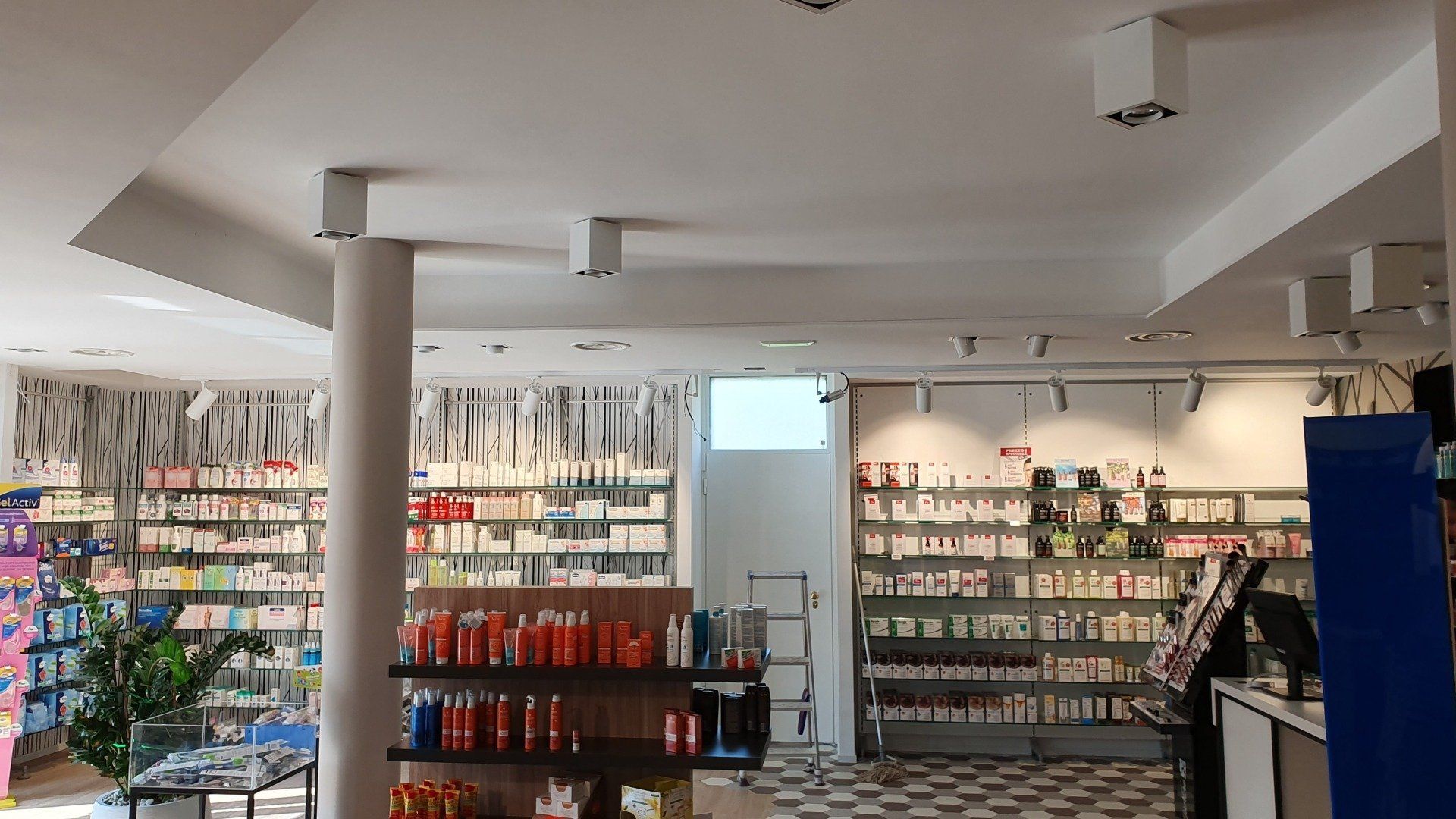 negozio con contropareti in cartongesso a Bergamo