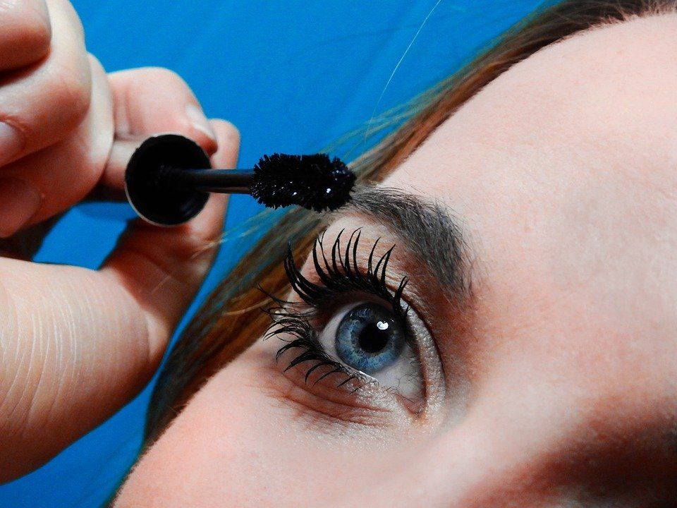 how to remove lash extensions at home step #6