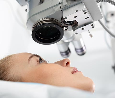 Woman Eye Operation | Roswell, NM | Engstrom Cataract and Laser Center