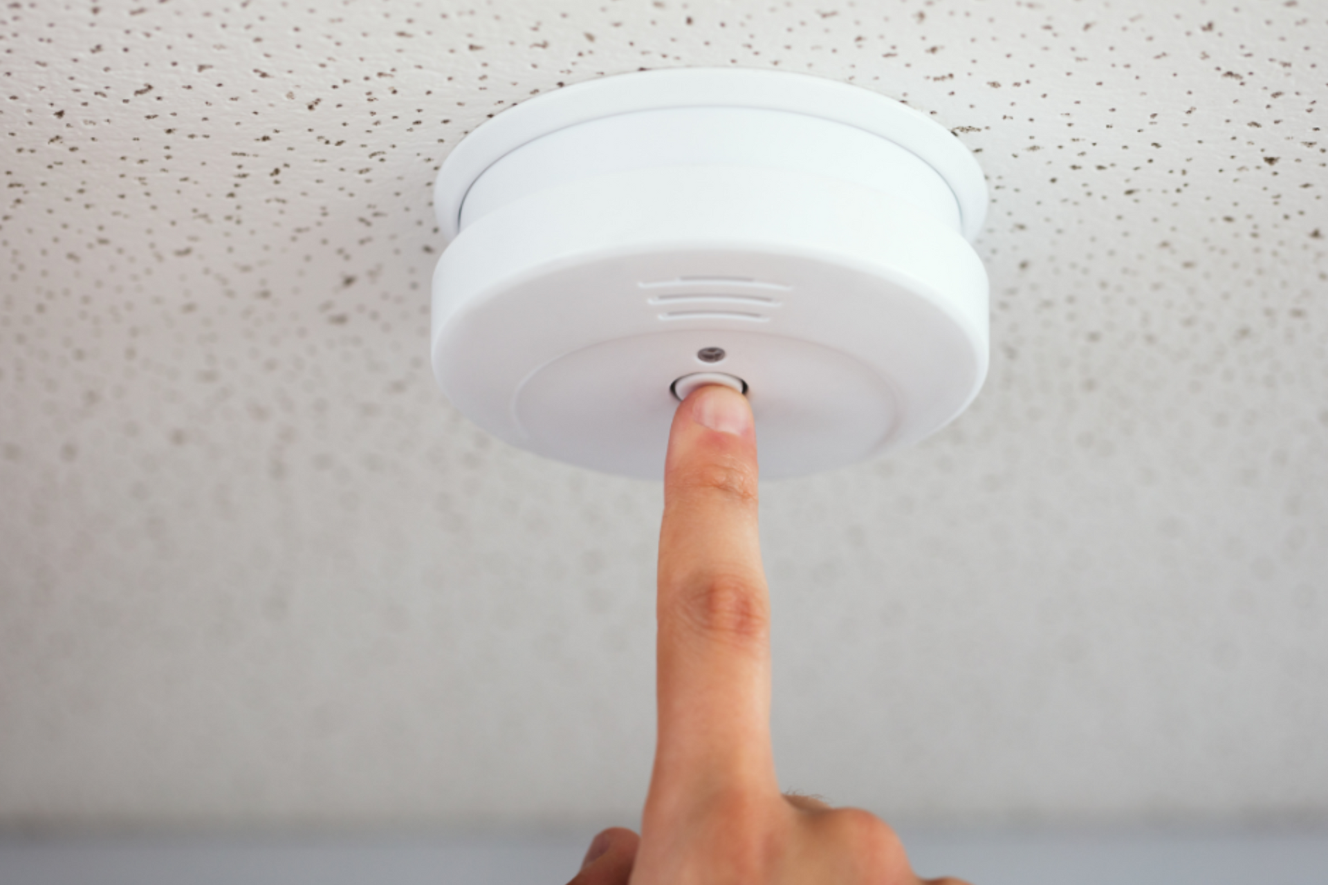 smoke alarm installation logan