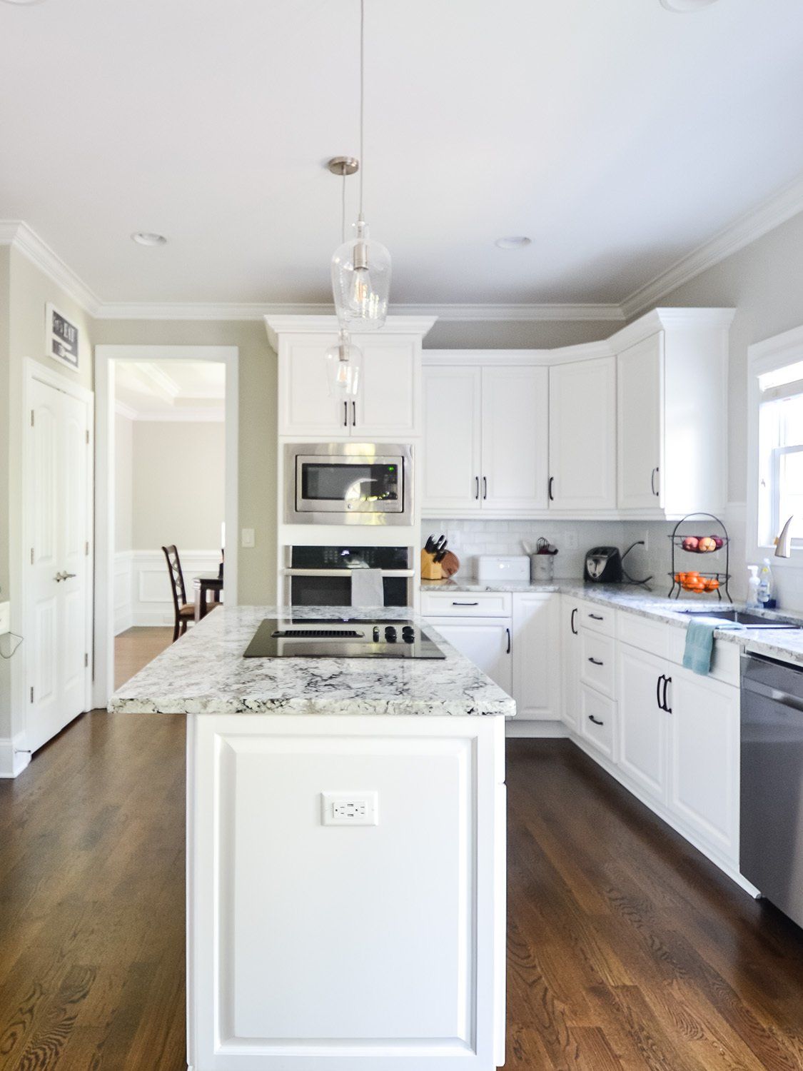 How to Modernize a Traditional Kitchen