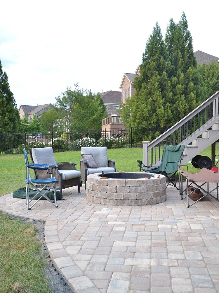 backyard makeover patio fire pit