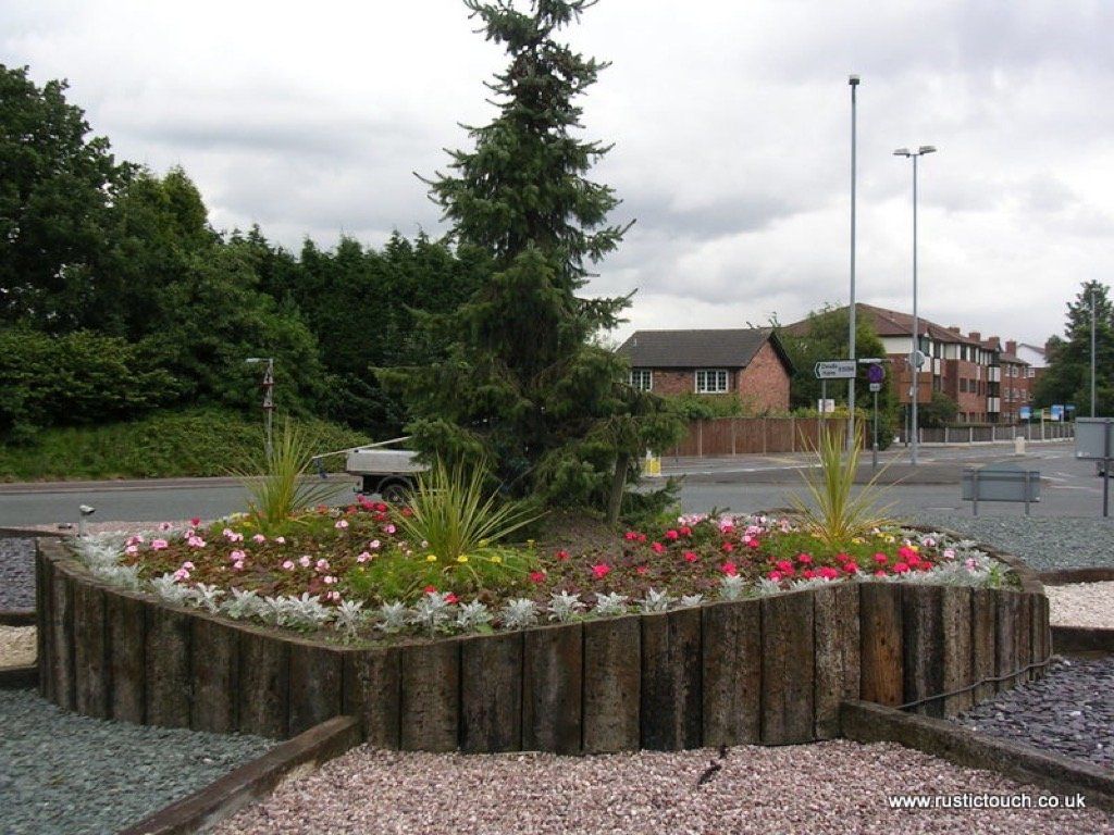 Railway sleepers rounderbout