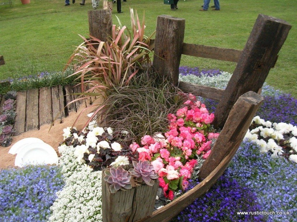 railway sleepers RHS