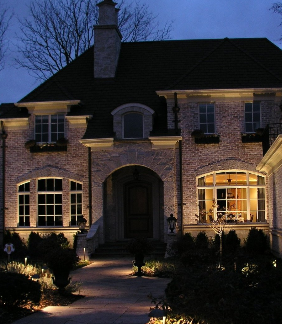 outdoor lighting company chicago