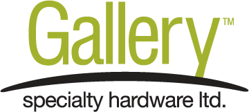 Logo de Gallery Specialty Hardware Ltd. en vert et noir avec une ligne noire arquée au-dessus du nom