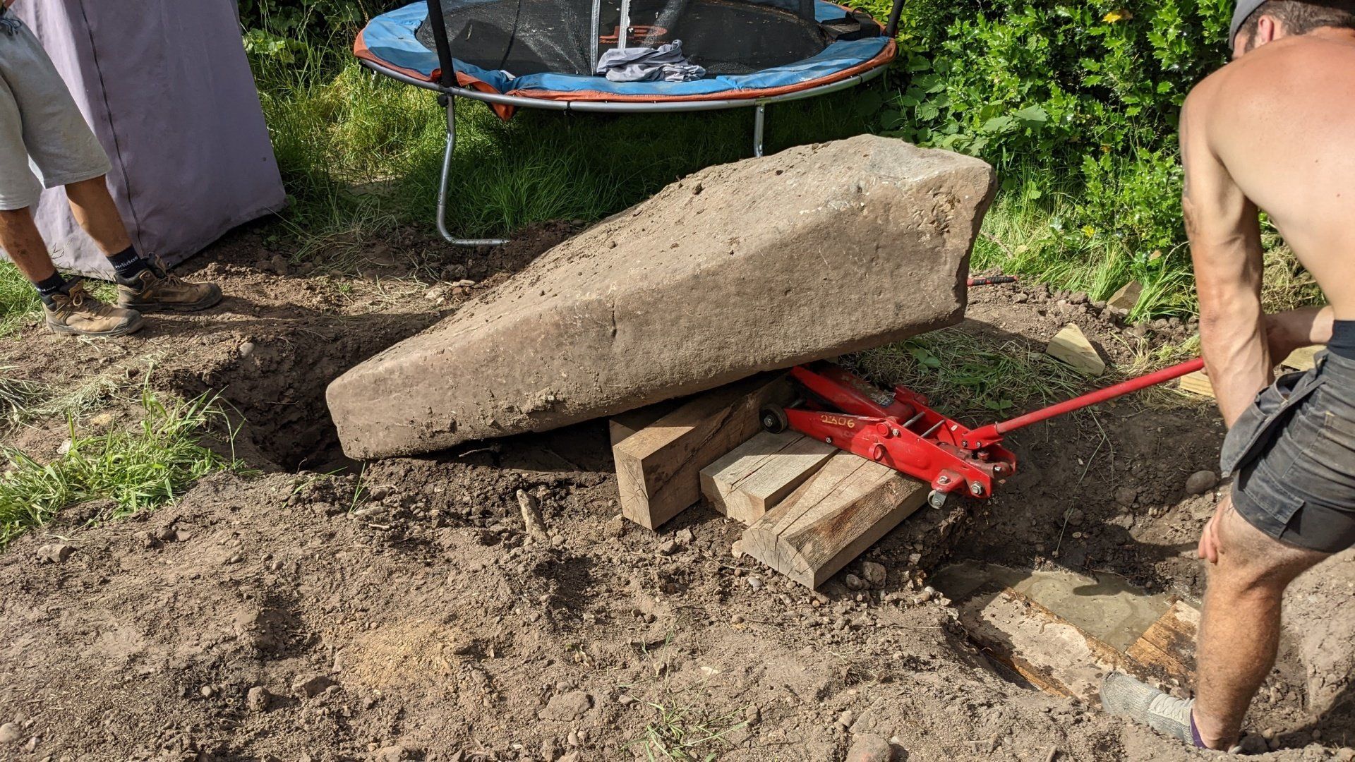 Hard landscaping design in Surrey garden