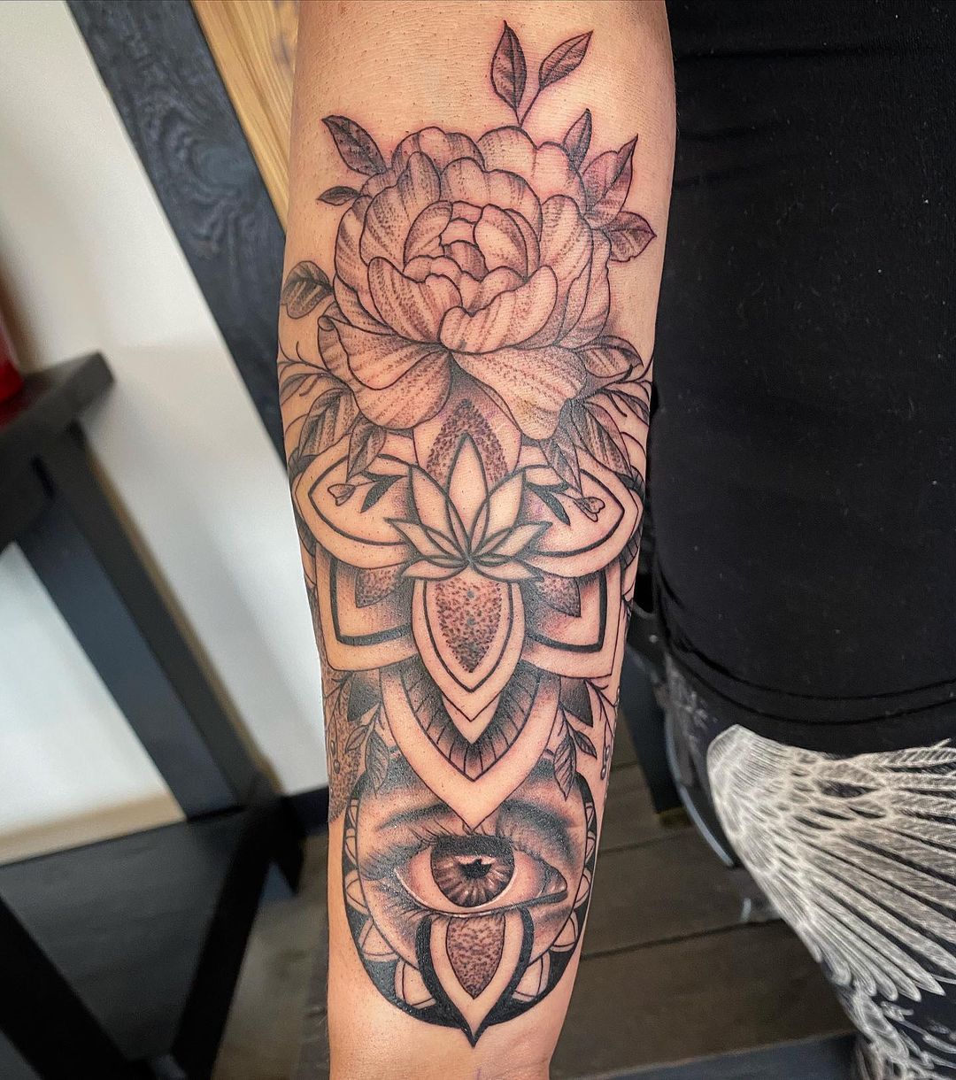 Floral, Eye and Geometric Tattoo by Dale Moostoos at Crimson Empire Tattoo in Edmonton Alberta Canada