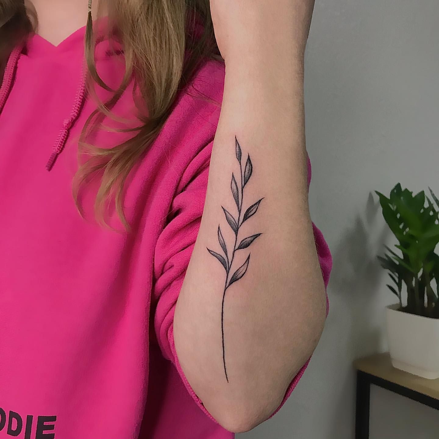 Foliage Tattoo by Liza Kruk at Silver Ghost Tattoo in Edmonton Alberta Canada