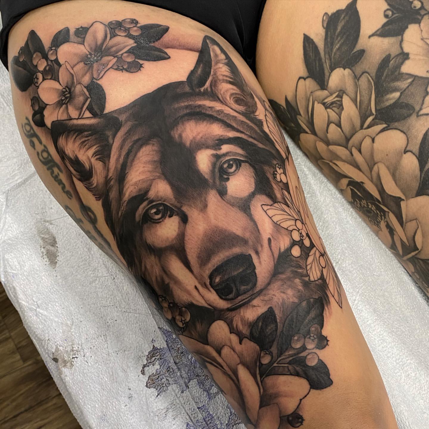 Wolf Tattoo by Sasha Day at Black Gold Tattoo Co in Edmonton Alberta Canada