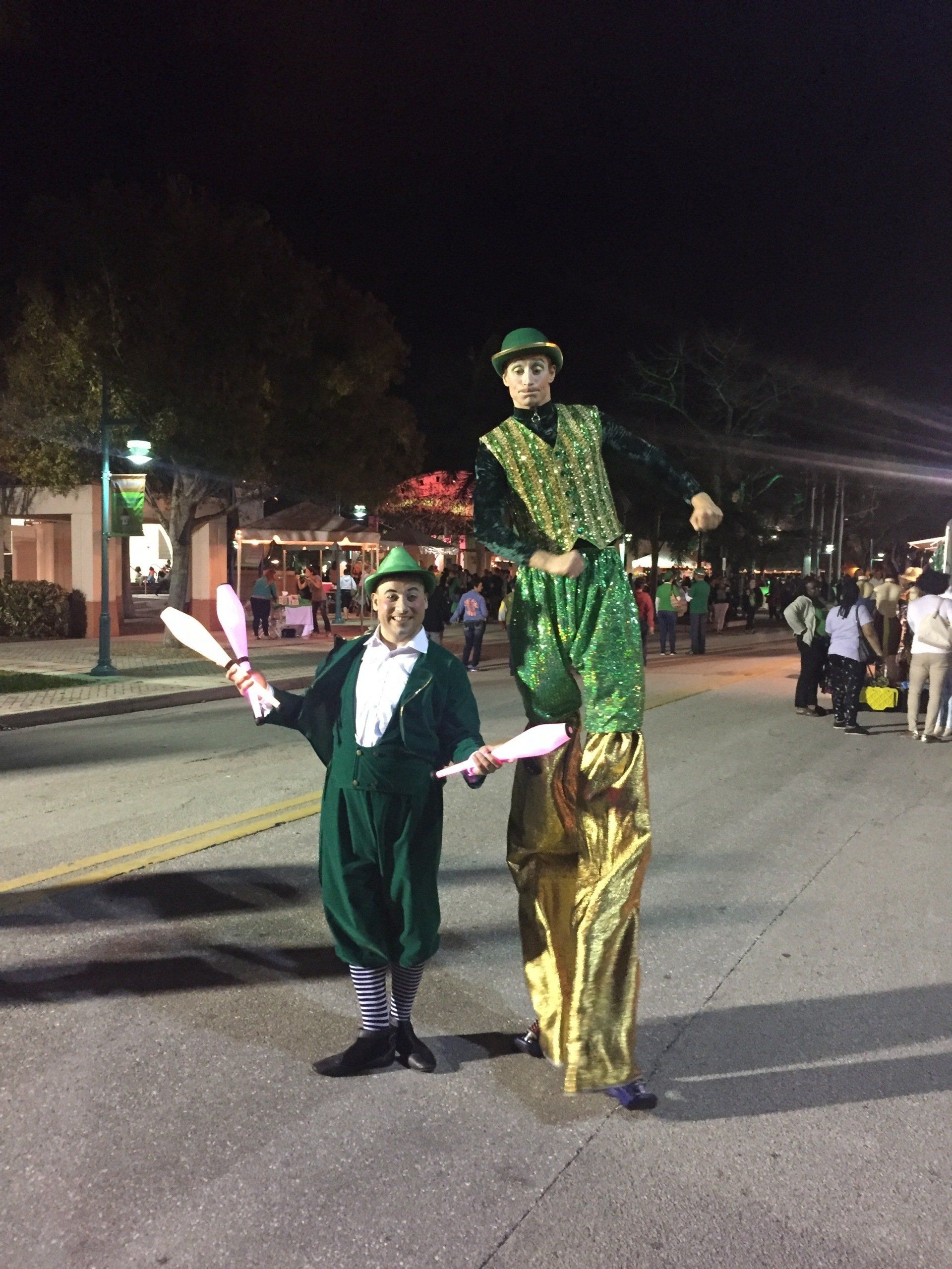 Milanus Circus, Miami, FL, funny characters.