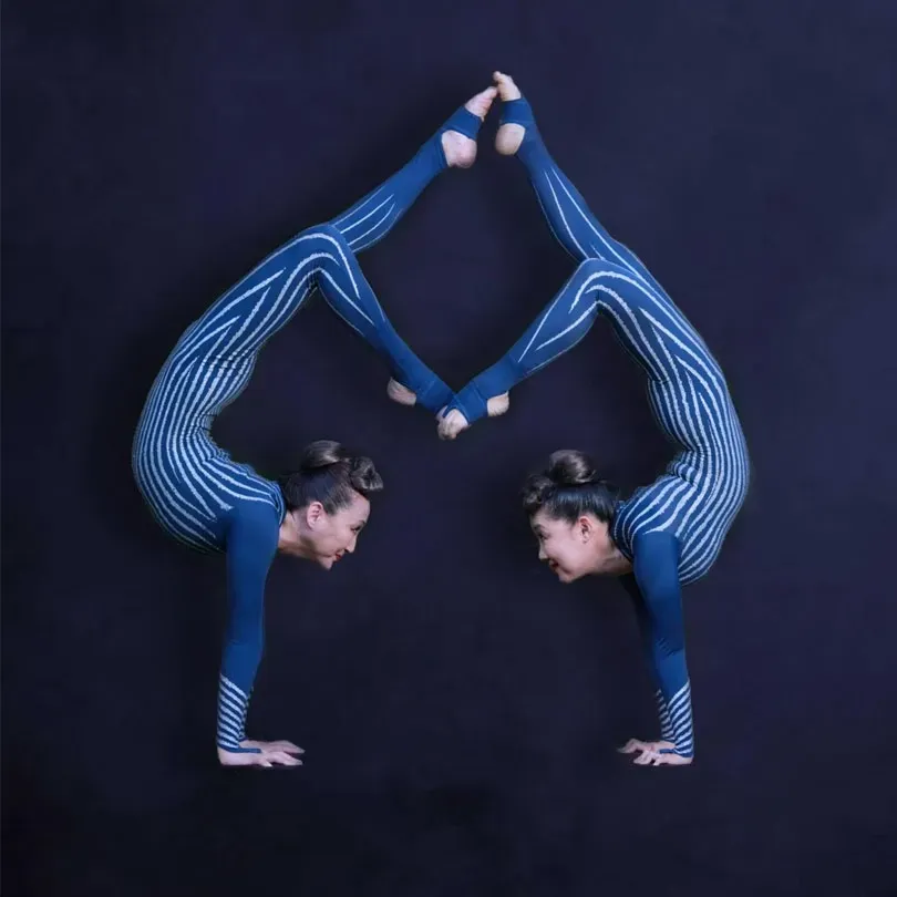 Milanus Circus, Miami, FL, duo contortion act.