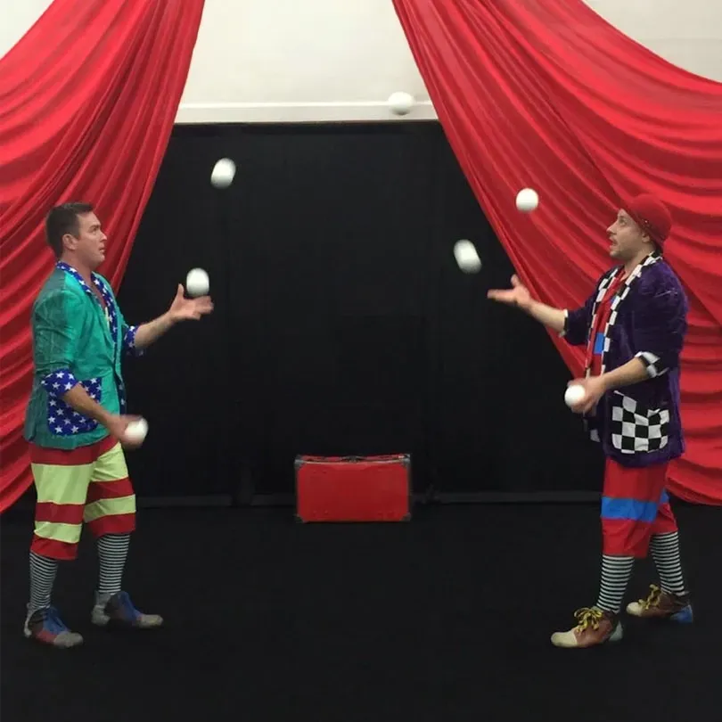 Milanus Circus, Miami, FL, juggling entertainment.