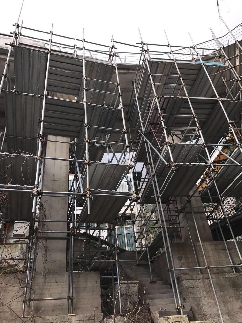 struttura per ponteggio