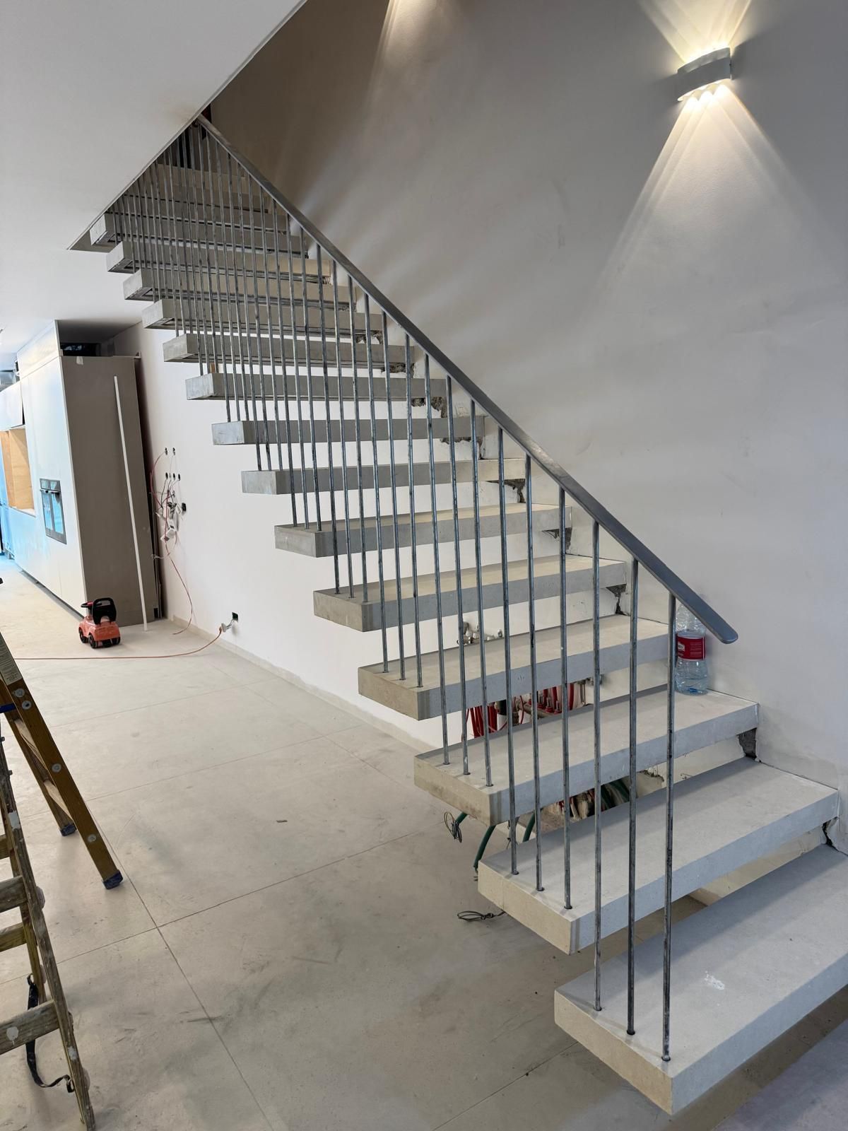 מעקות פנים מעוצבים