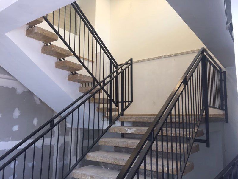 מעקה פנים ירושלים