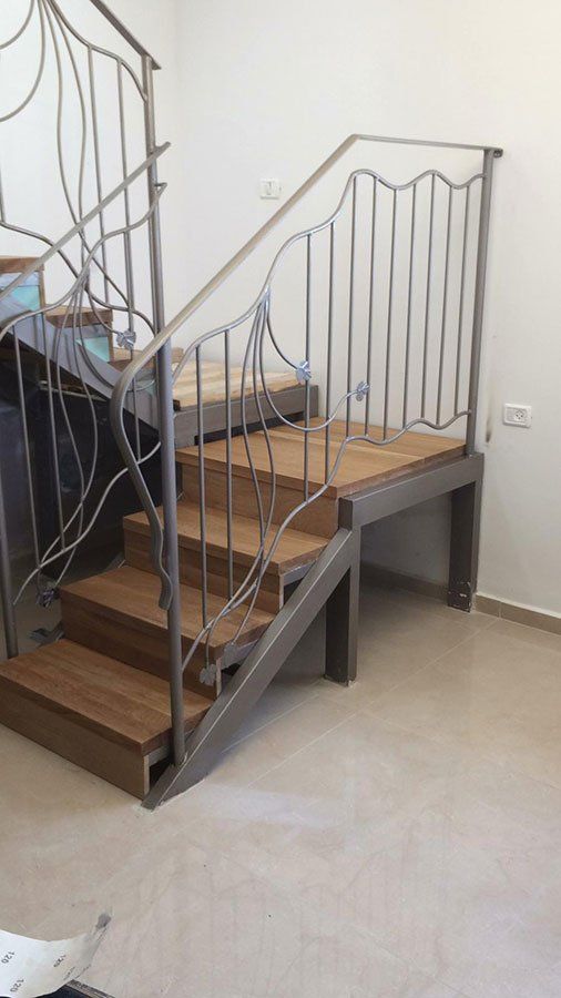 מעקה פנים ירושלים