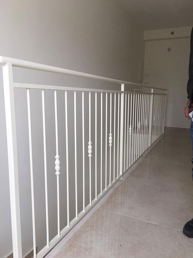 מעקה פנים ירושלים