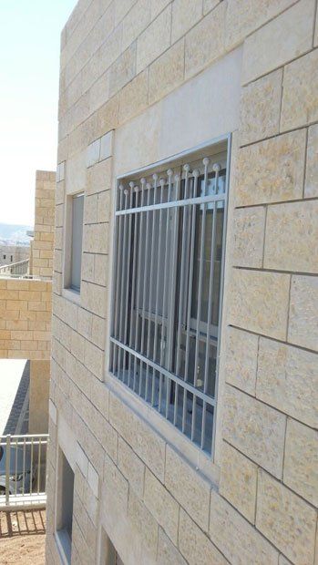 סורגים מעוצבים מברזל