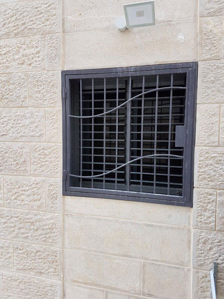 סורגים מעוצבים מברזל