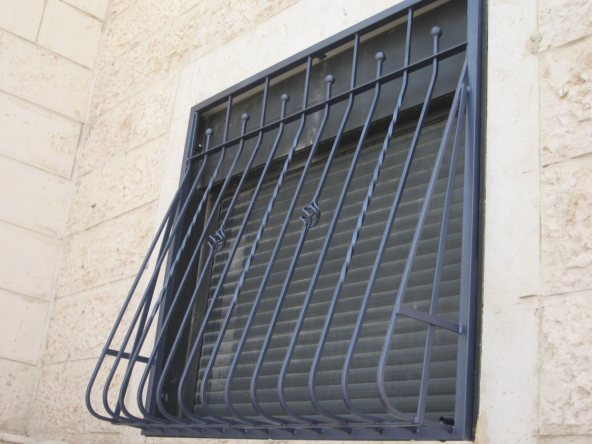 סורגים מעוצבים מברזל