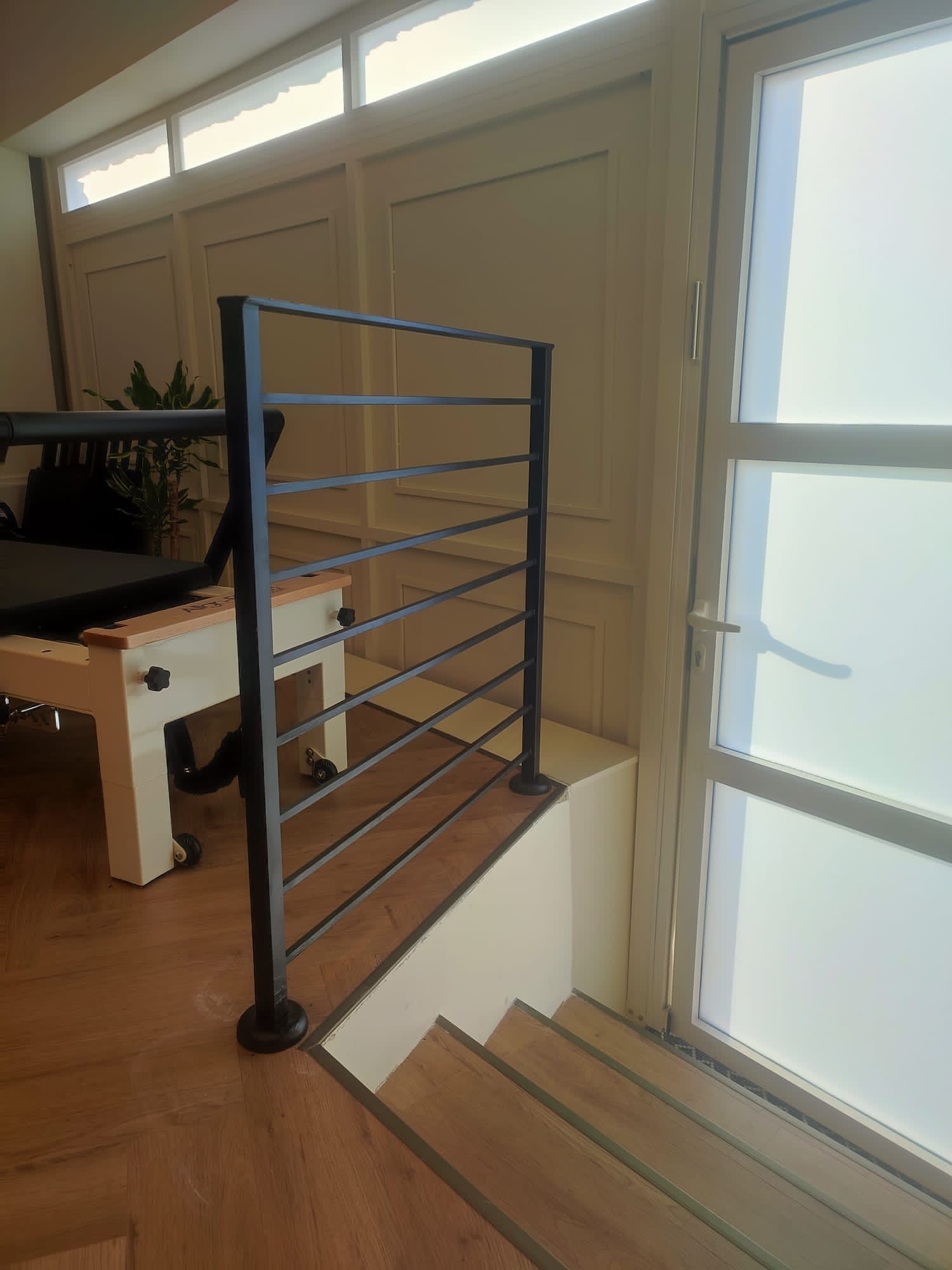 מעקות פנים מעוצבים