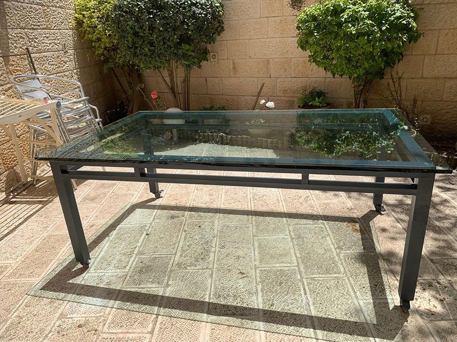 ריהוט מברזל