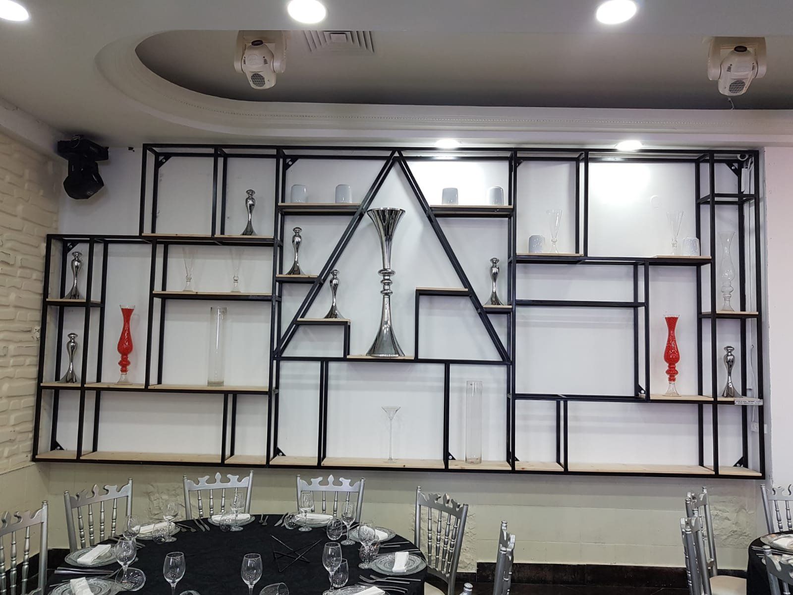 ריהוט מברזל