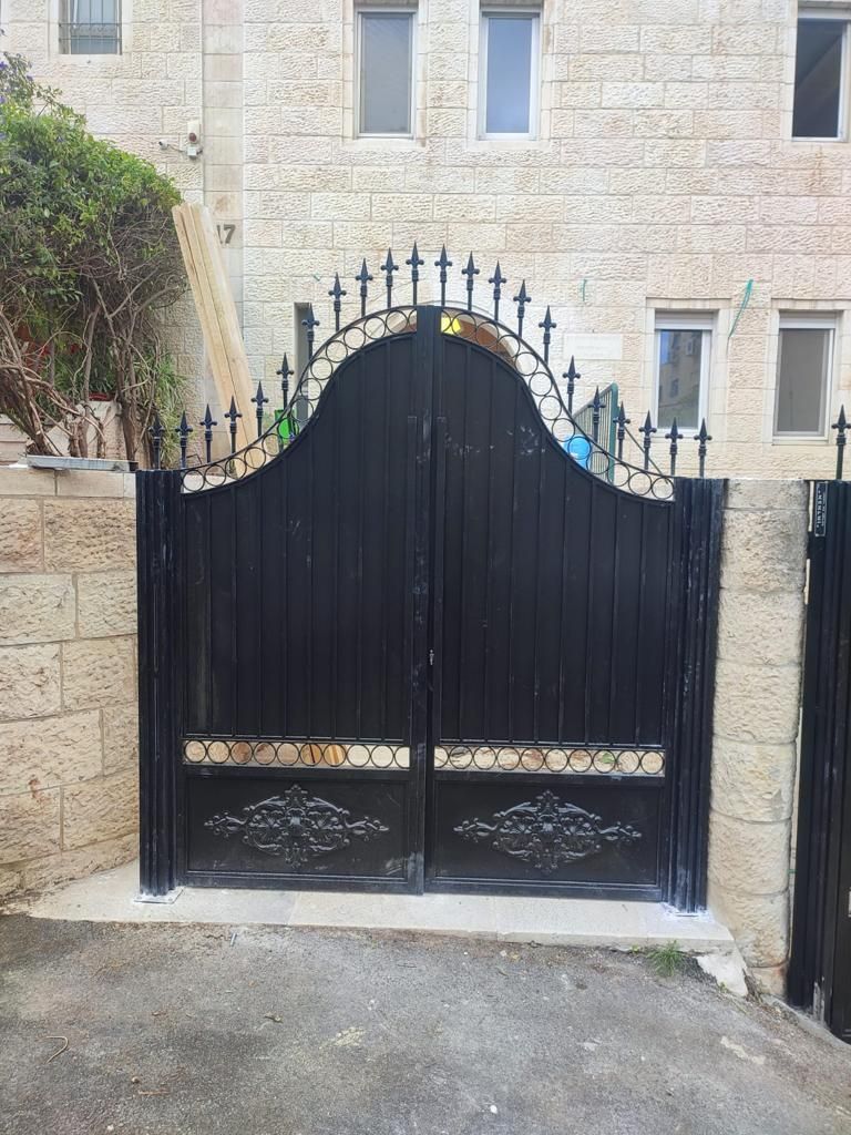 שערים מעוצבים