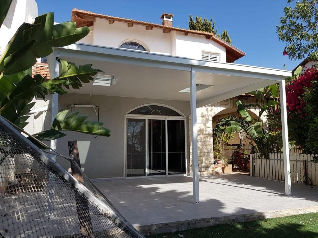 גגות ומבנים מפנלית