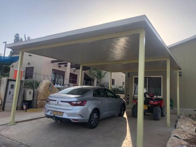 גגות ומבנים מפנלית