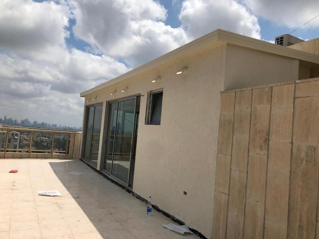 גגות ומבנים מפנלית