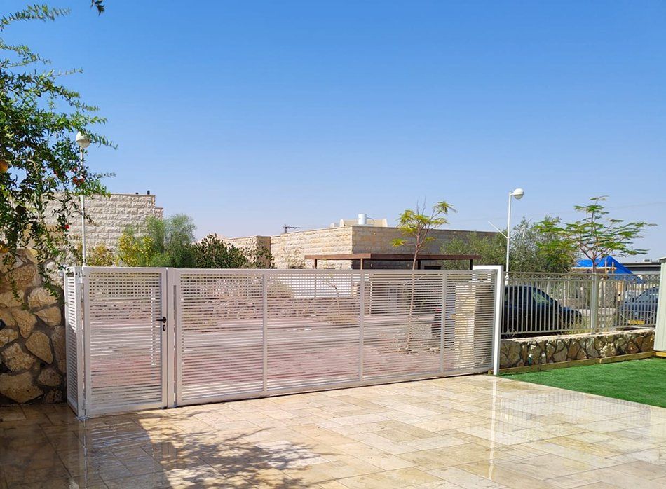 שערים מעוצבים