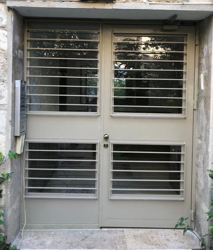 שערים מברזל