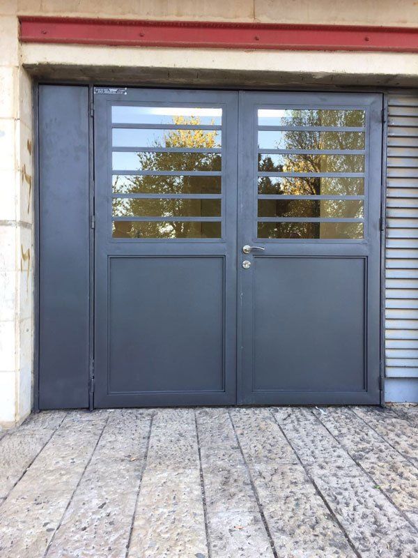 שערים מברזל