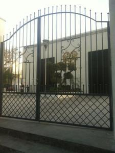 שערים מברזל