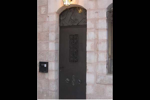 שער ברזל מעוצב