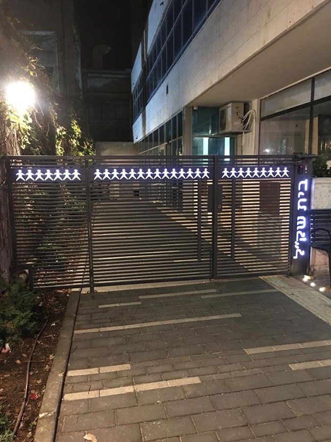 שער ברזל מעוצב