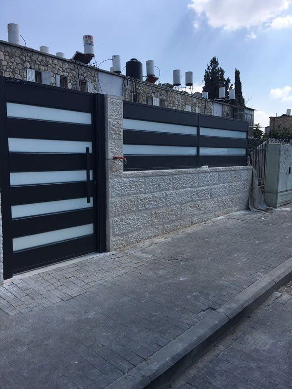 שער ברזל מעוצב