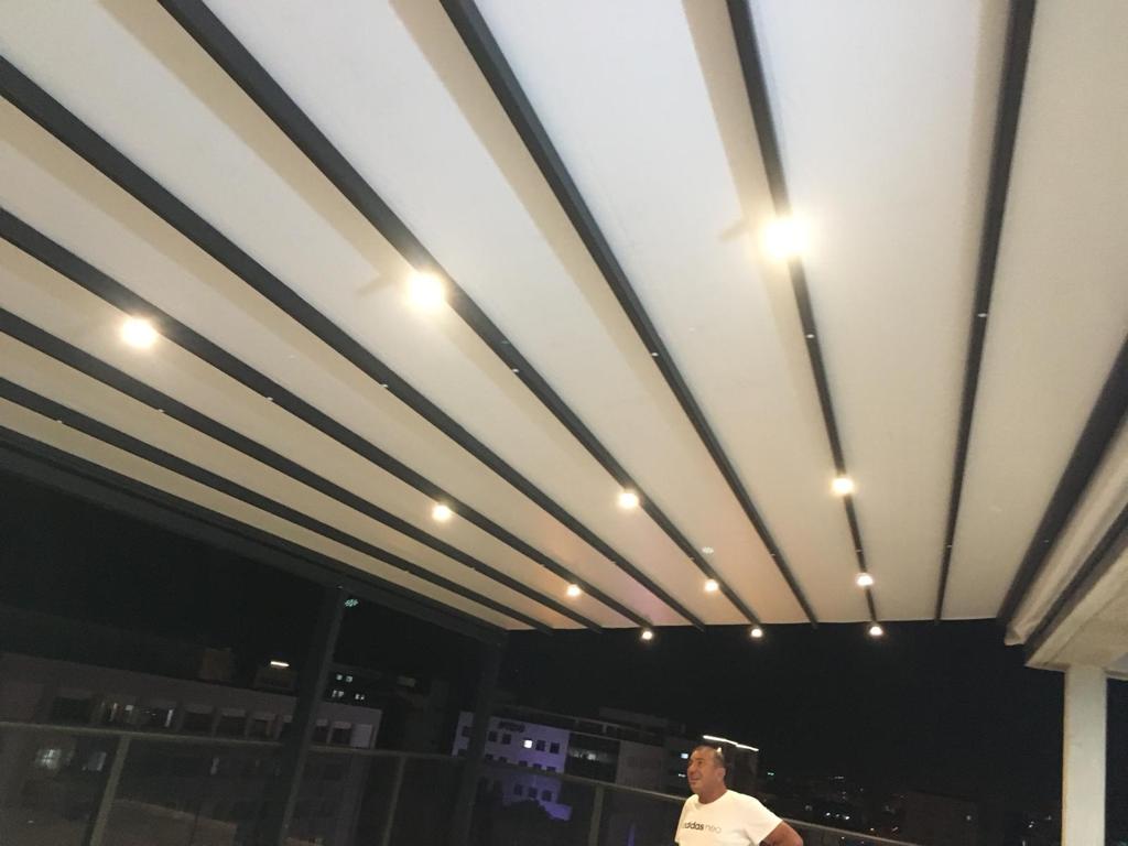 פרגולות חשמליות