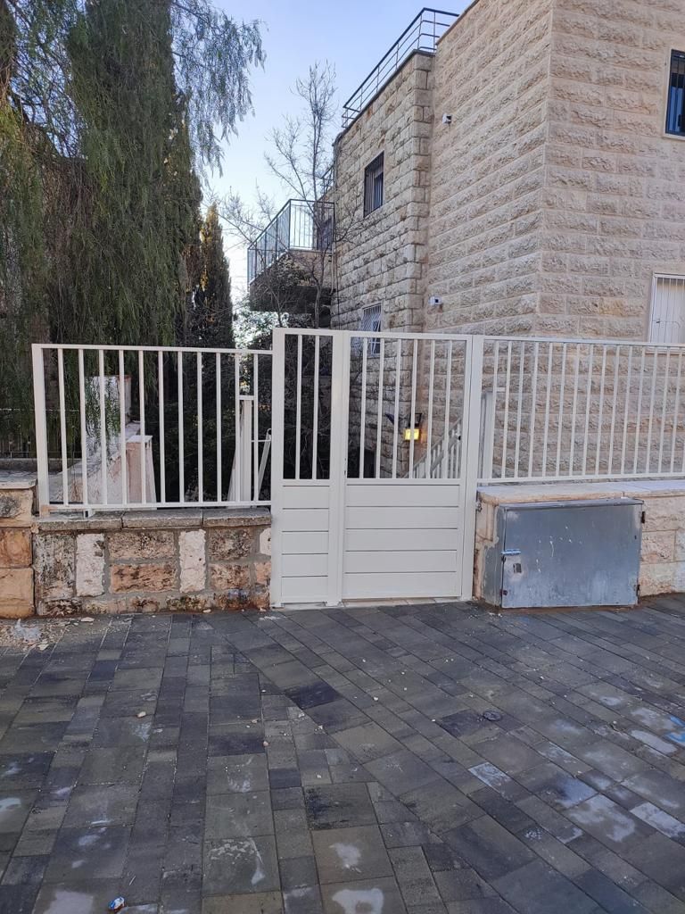 שערים מעוצבים