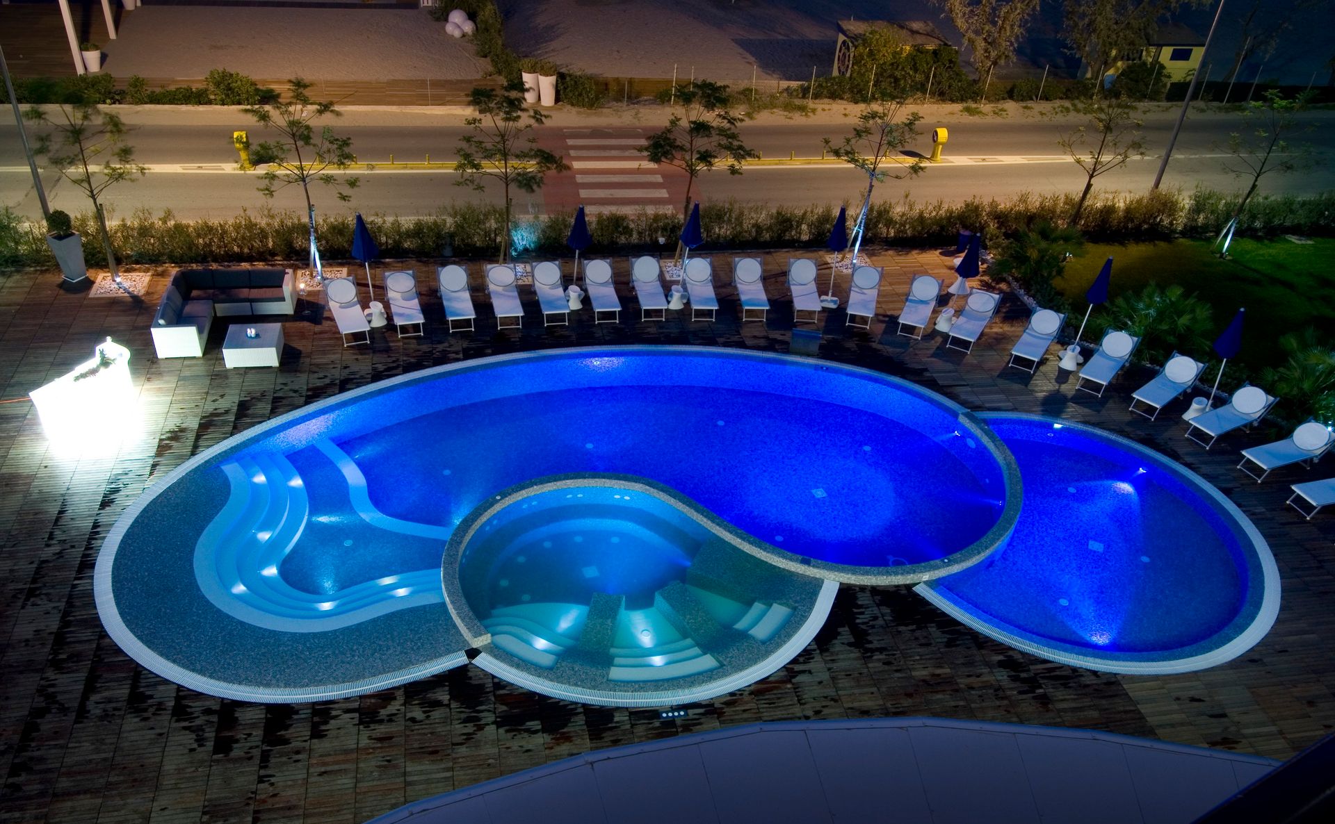 Italia Blue Pics