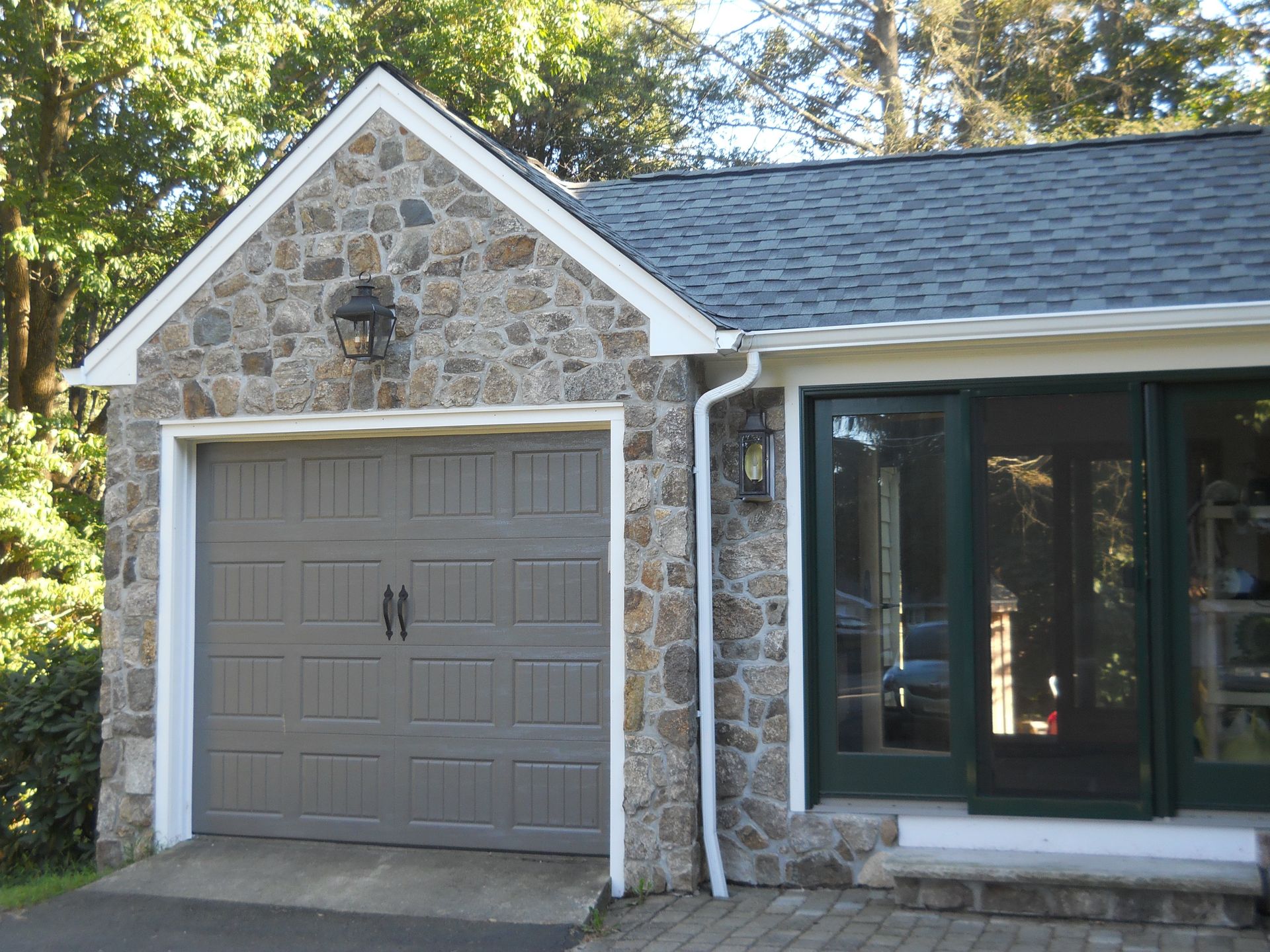 Veneer work by C&P Masons
