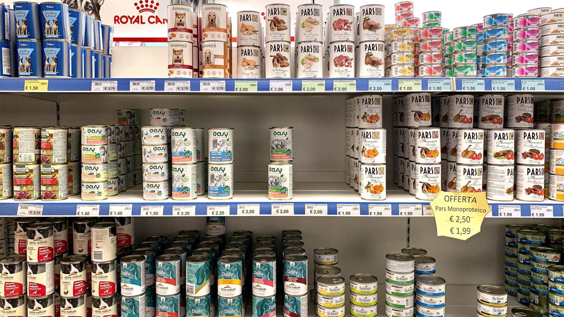 scatolette di cibo umido per cani